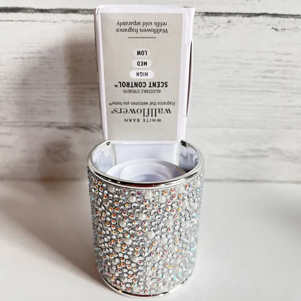 New Bath & Body Works Wallflowers Pearls & Gems Plug In Scent Diffuser +4 Scents